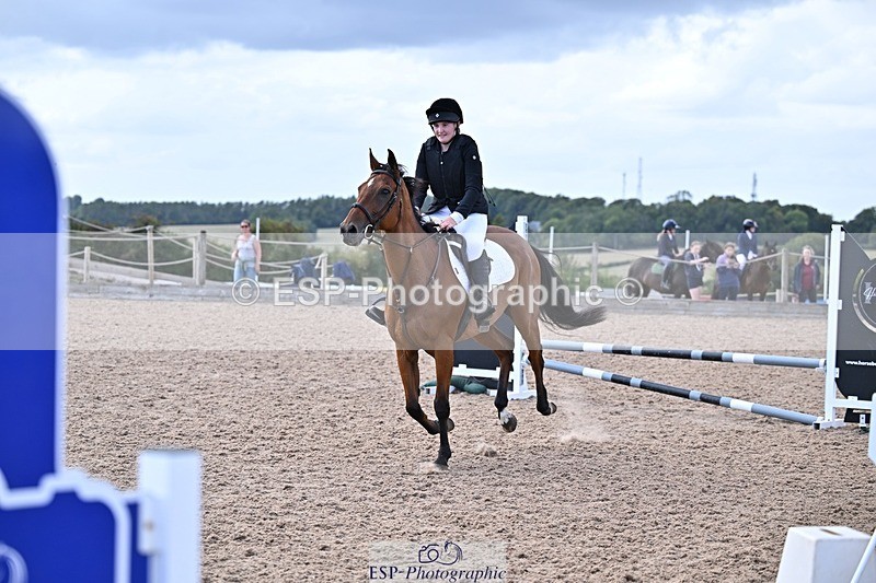 250826-151107-00059 - Clear Round and 60cm
