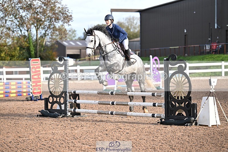 251022-100524-00003 - Clear Round & Cls 1 Brit Nov 90cm