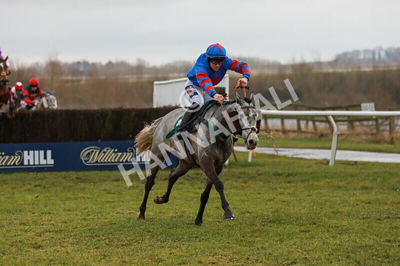 100225-Race 2-Asa-5670 - Race 2