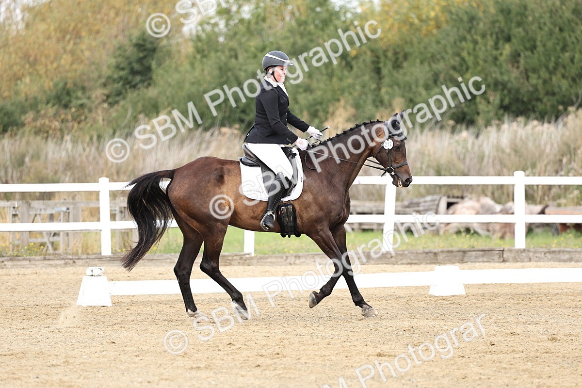 SBM_018172 - Class 16 - Novice 5 - 11.12-12.01