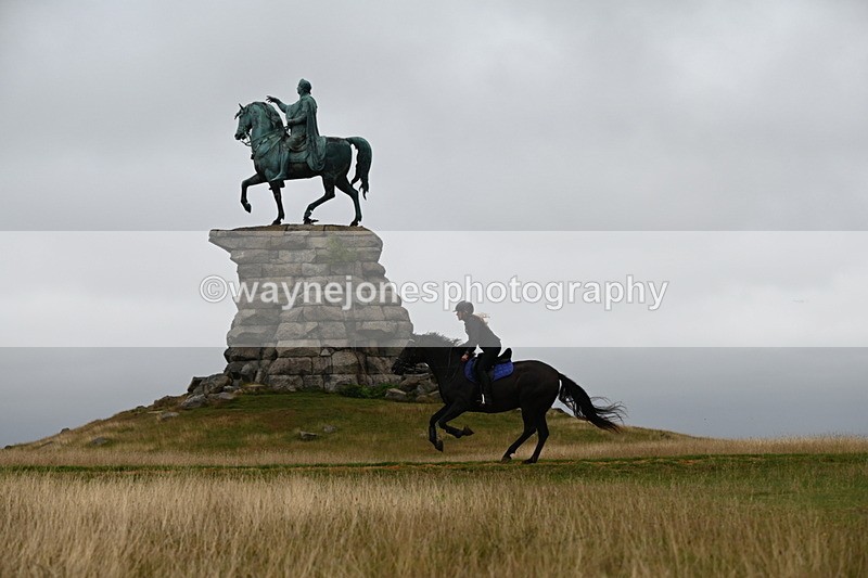 DSC_0522 - Time at Statue 09:51 to 10:54