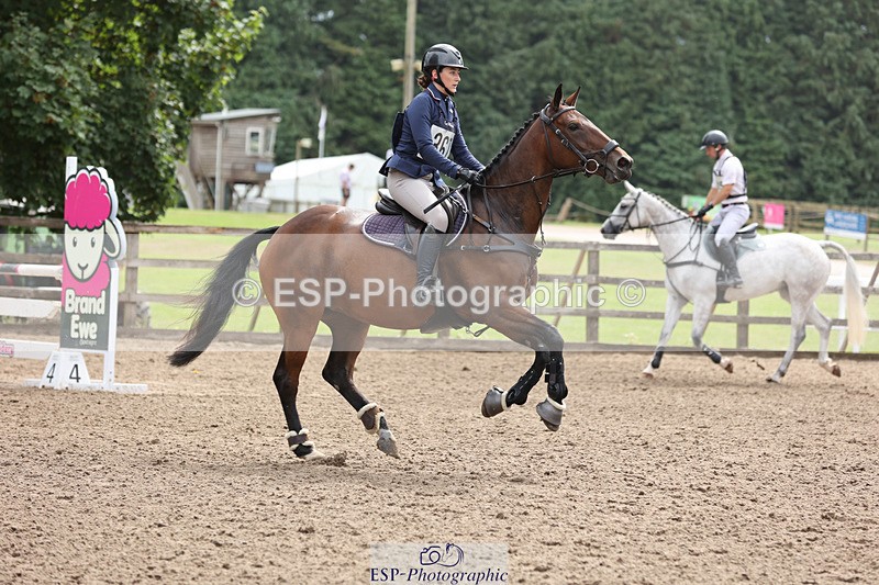 240804-112215-11622 - 367-Florrie_Ball-POLMARK_JAY_WALK