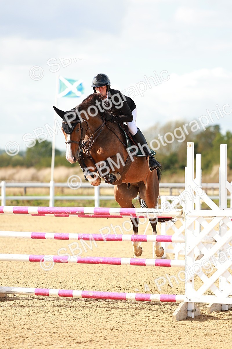 SBM_001988 - Class 5 - Senior Foxhunter - 1.20m