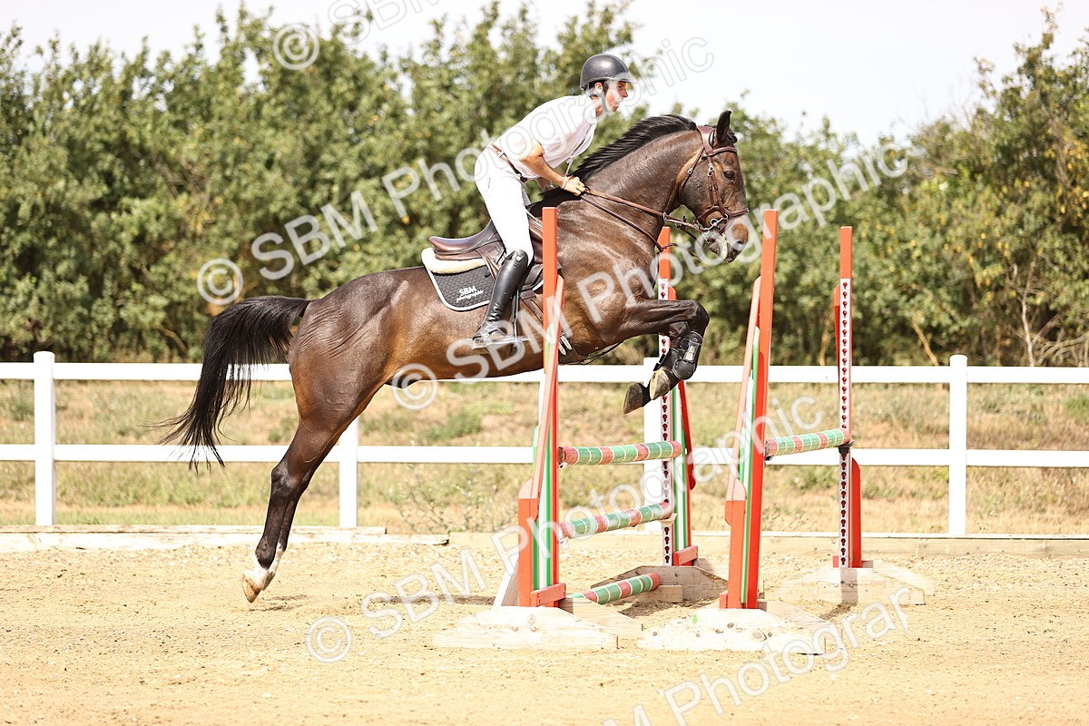 SBM_001241 - Class 4 - Senior Discovery - 1.00m Open