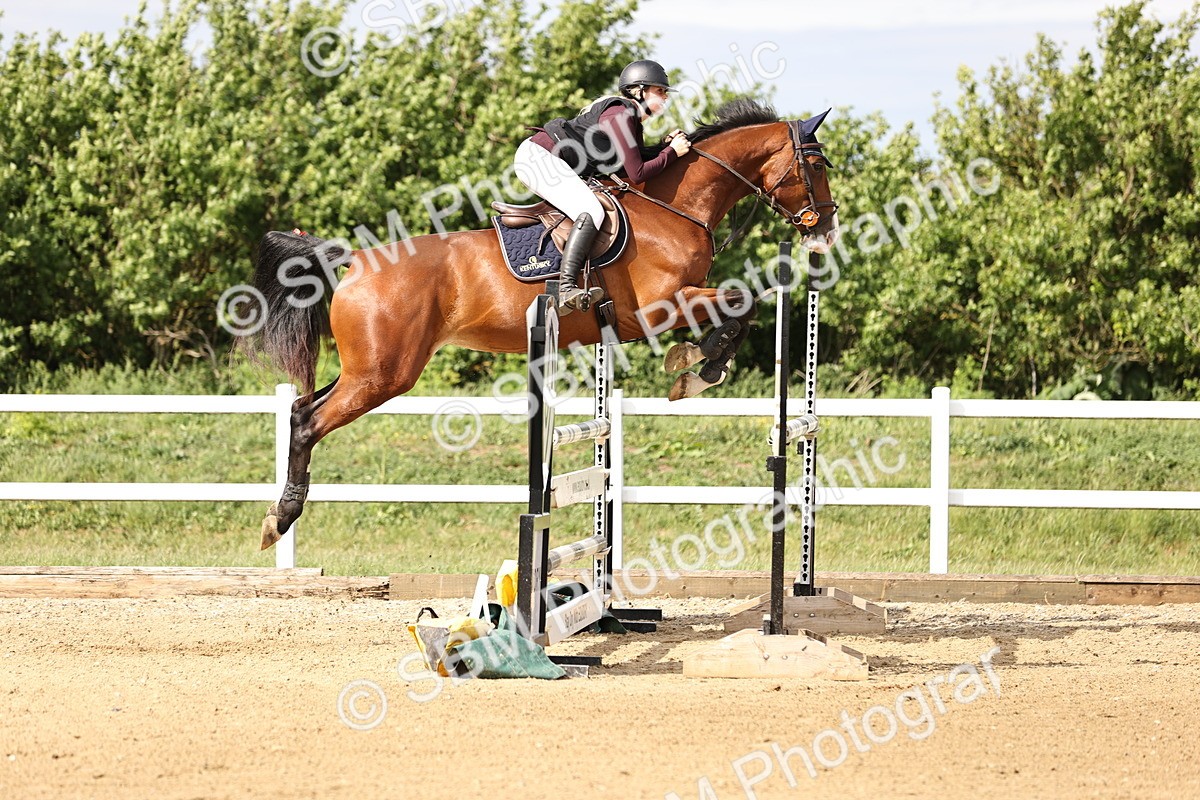 SBM_003601 - Class 13 - Senior Foxhunter - 1.20m