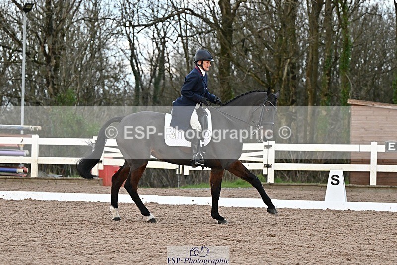 241214-152522-03220 - 123-Susan.Lanz-Wellshead.Foxtrot