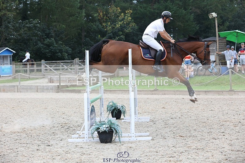 230908-174153-03444 - Cls 9 Snr Newcomers & 1.10m Open