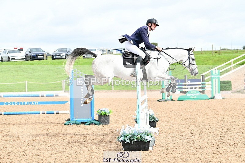 240915A-121005-09843 - Cls 27 Snr 1.05m & 1.10m GP