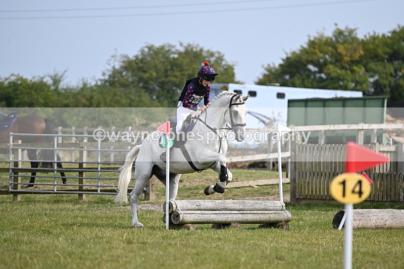 WJ6_1052 - 60cm XC Time 12:34 to 12:54