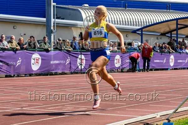 Relays26-914231 - Female Set One