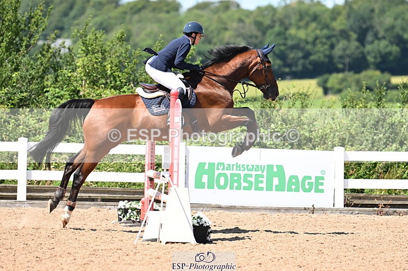 240728A-123242-08542 - Cls 32 85cm Amateur Qualifier