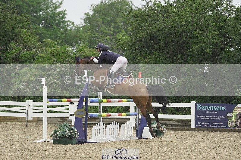 230722A-113128-08852 - Cls 19, 1 Star Silver 1.20m