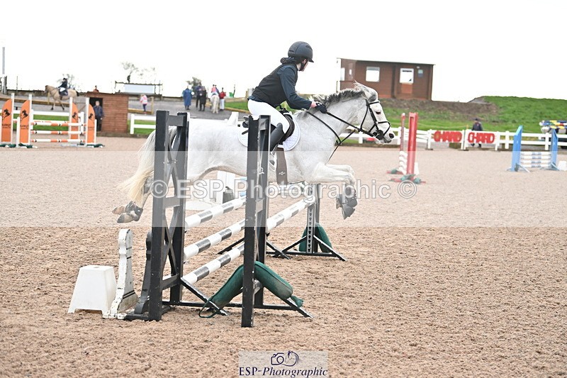 240310A-092958-01577 - Cls 1 Pony Intro 70cm