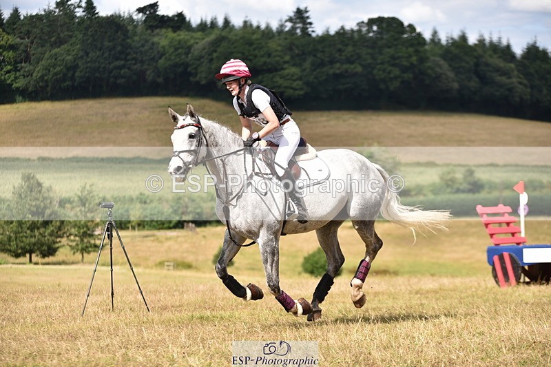 250802A-155050-07118 - G-308-Alice.Sandiford-OMALLEYS.GALWAY.GIRL