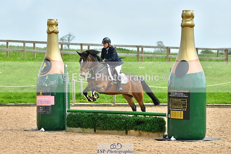 230513A-130030-00954 - Cls 34+35 Club 60cm