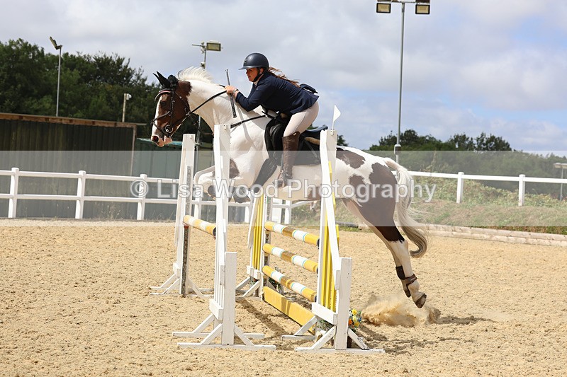 3E7A4988 - Class 4: Senior British Novice/90cm open
