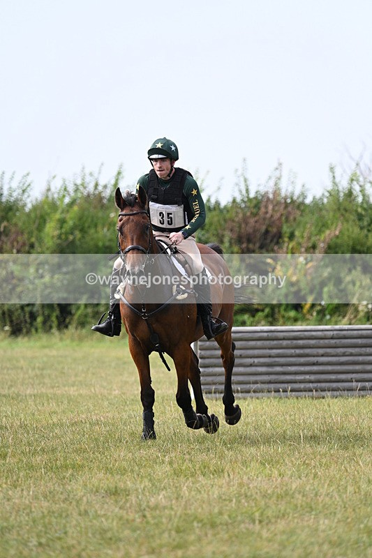 WJ7_7338 - 60cm XC Time 13:54 to 14:20