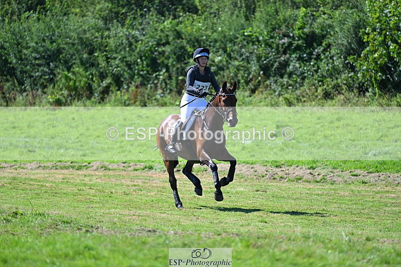 240811A-150859-05674 - 223-