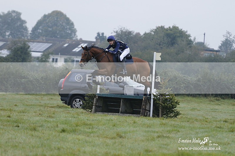 WWHT 171021 0273 - Novice Restricted (0.80m)  17/10/21
