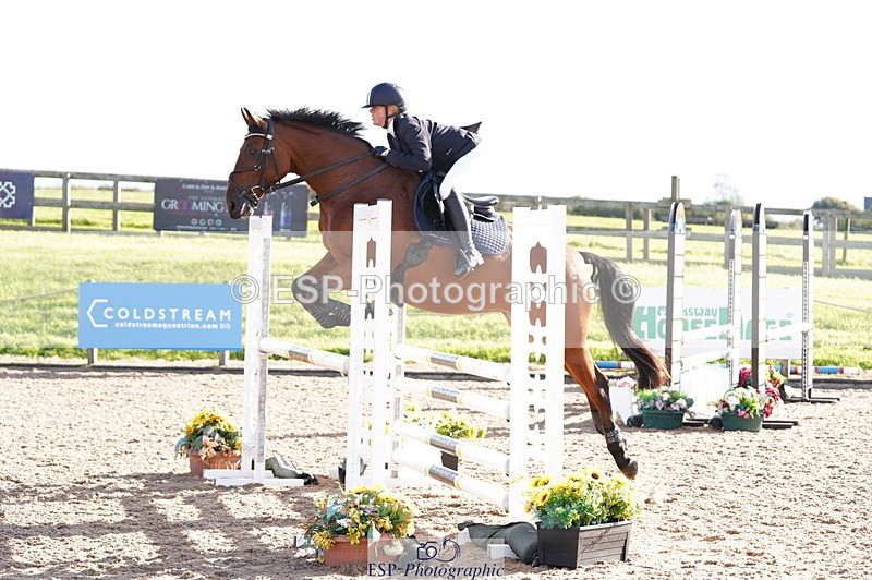 241004A-101616-00060 - Fri 01 Snr Disco & 1.00m Open