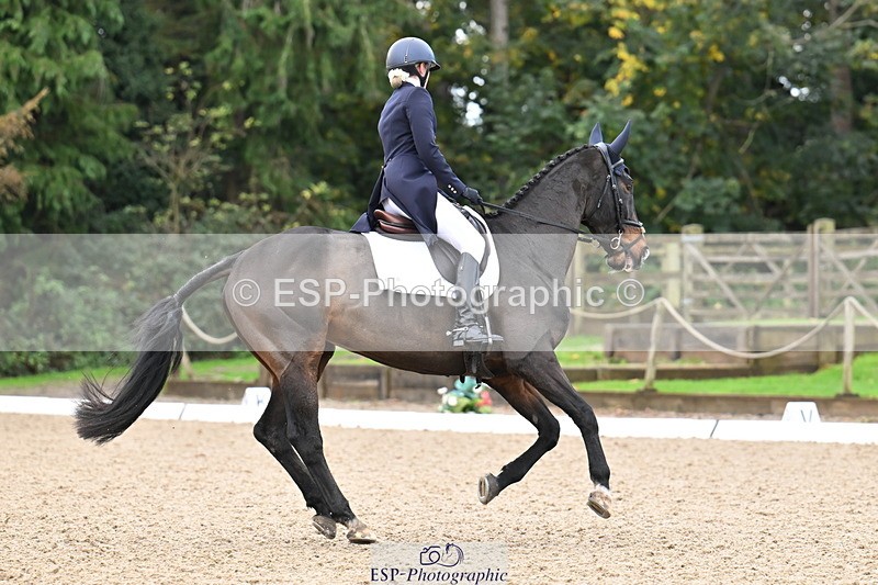 251023A-100600-01420 - B-126-Catherine.Van.Randwyck