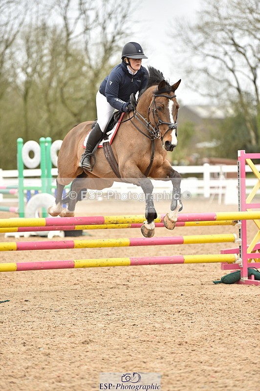 240405A-111102-00693 - Cls 8 British Novice and 90cm Open