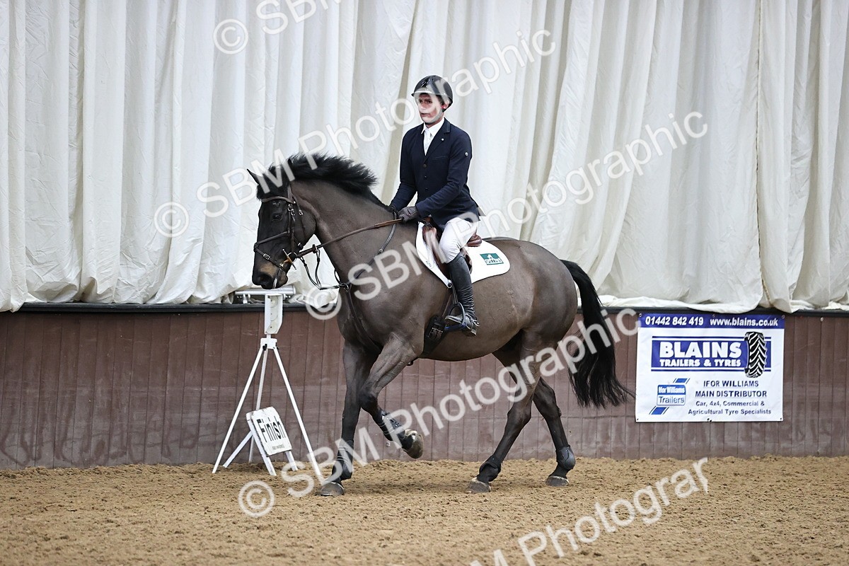 SBM_001802 - Class 4 - Senior Newcomers - 1.10m Open