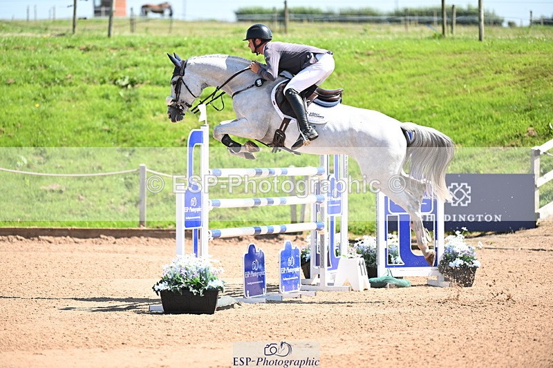 240718A-112900-04786 - Cls 1, 3 Star Small Tour 1.35m