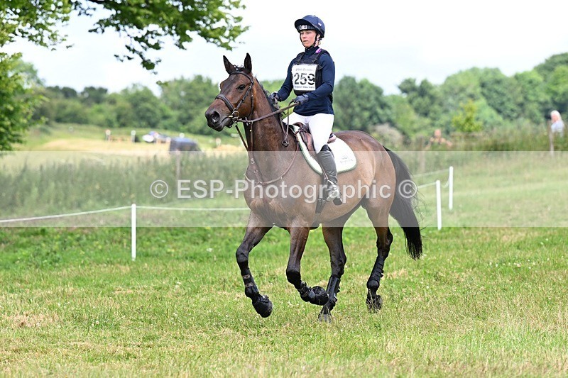 240630X-124524-7604 - 259-Dani_Evans-COUNTRY_BOY