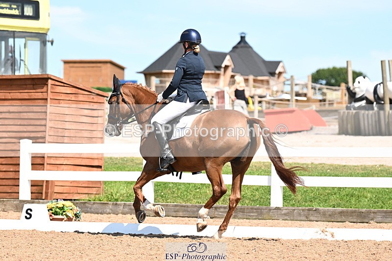 240816A-143106-05624 - 300-Andrea.Kennedy-Ricardo.Red