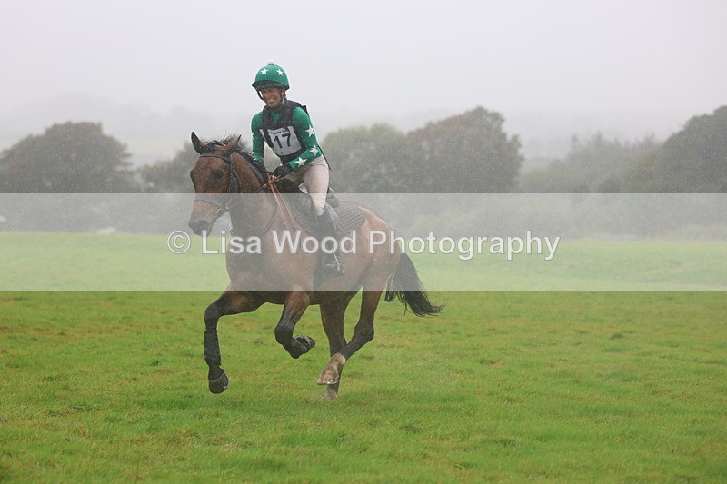 3E7A1882 - Class 4: 80cm: Box