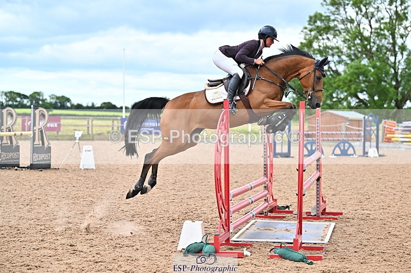 240608A-122754-02284 - Cls 4 Snr Newcomers and 1.10m Open