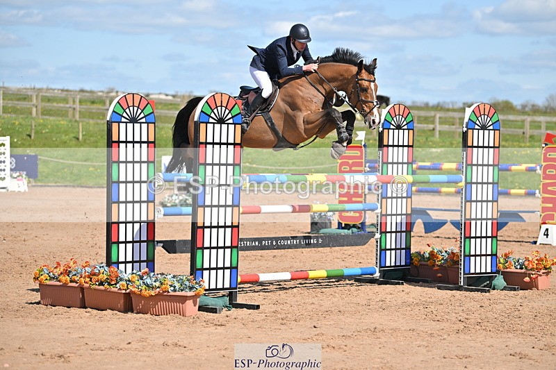 240420A-144813-11826 - Cls 7, 2 Star Medium Tour 1.35m