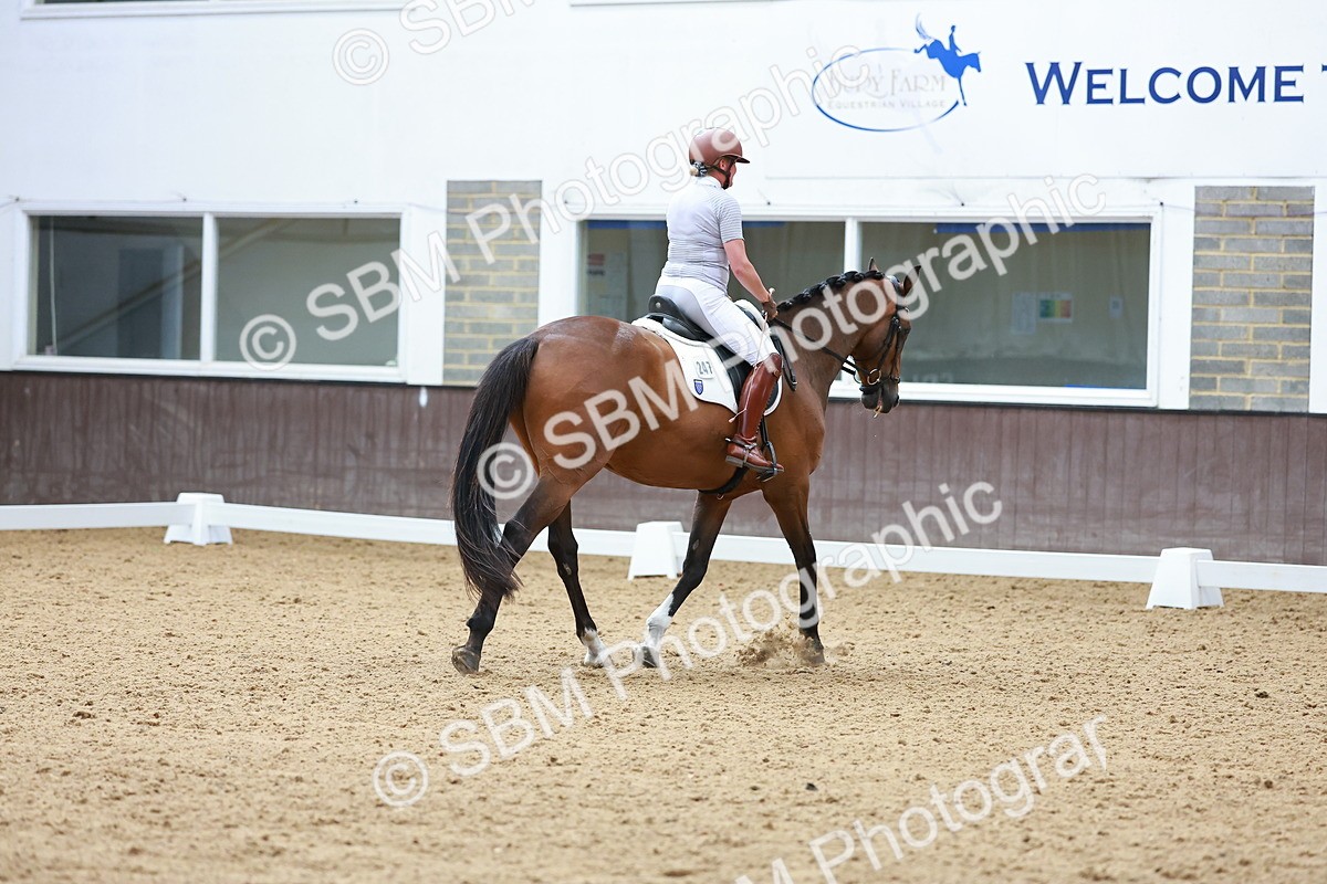 SBM_003873 - Para PYO Warm Up