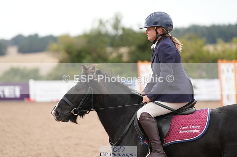 260825B-150745-00022 - Clear Round