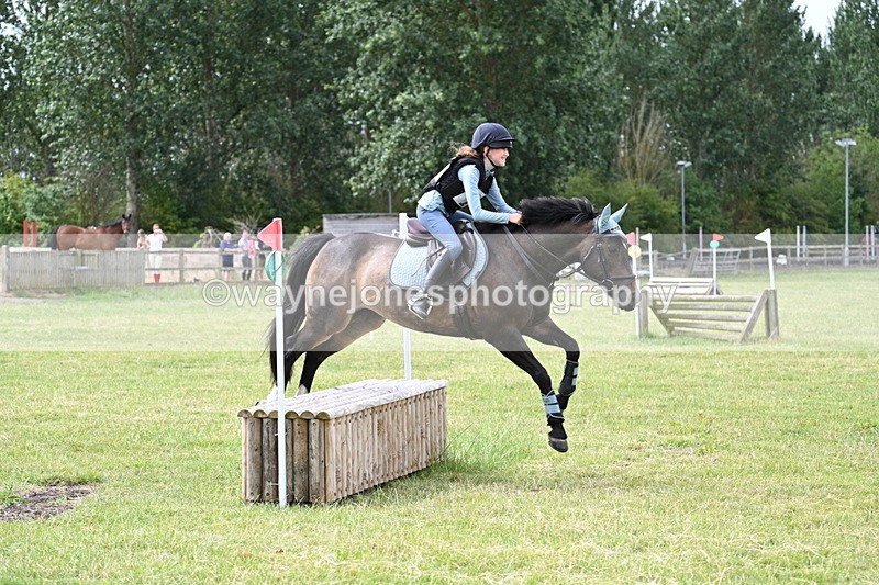 WJ7_5094 - 60cm XC Time 10:17 to 10:49