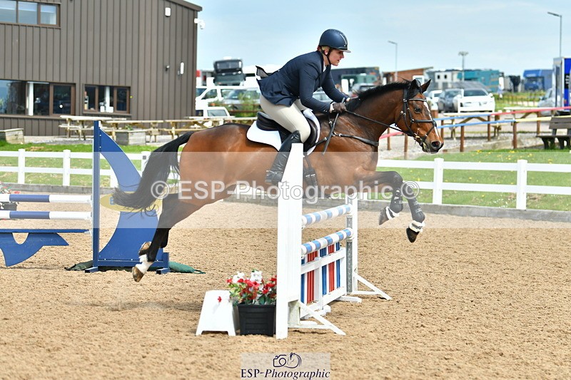 230504A-131611-01839 - Cls 4 95cm Amateur Quali