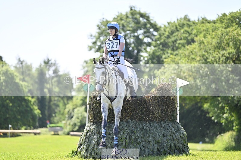 240525-111253-12449 - 327-COR_Y_TARAN-Toots_Bartlett