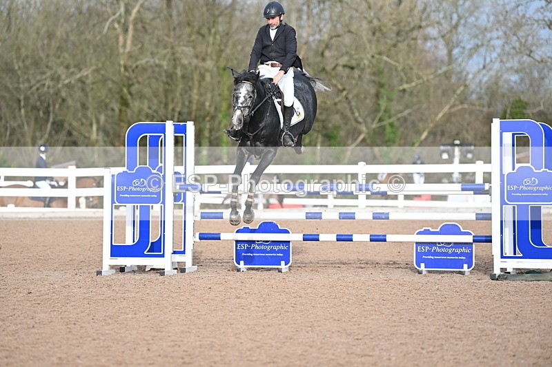 231208A-121301-00603 - Cls 5 Newcomers & 1.10m Open