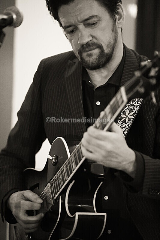 NKC-71 - Denny Illet and chums plays tribute to Nat King Cole