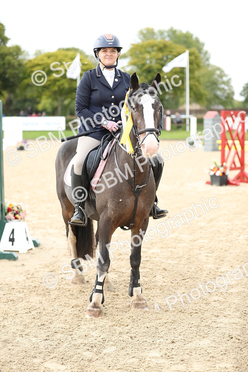 SBM_01085 - J27 - Senior Horse & Pony 50cm Championships