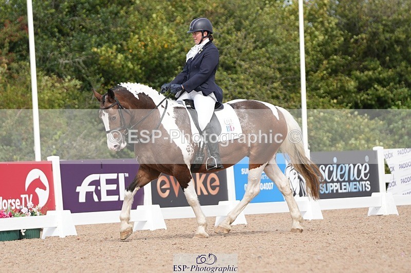 250906-113918-02043 - 080-Rebecca.MorrisSally.XIII