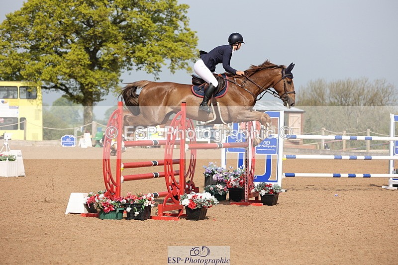 240511A-095725-11547 - Cls 33 Snr 1.20m Open