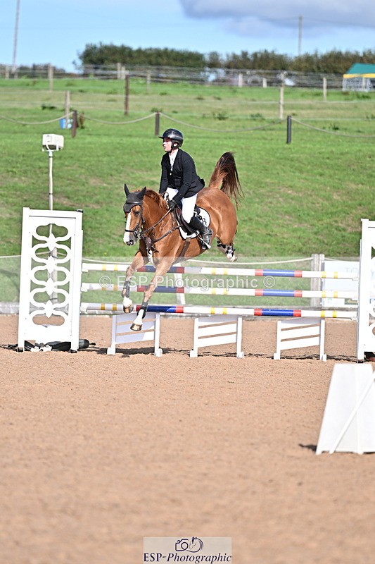 260923B-151811-00956 - Cls 06 Snr Fox & 1.20m Open