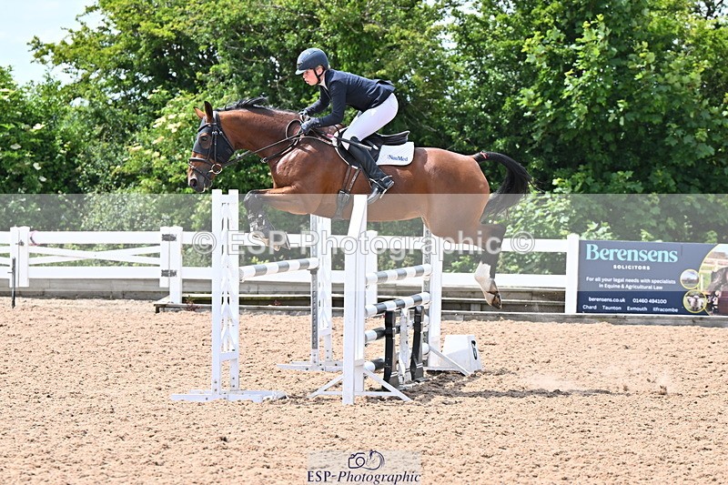 240619A-134512-00321 - Cls 3 Snr 1.05m Open