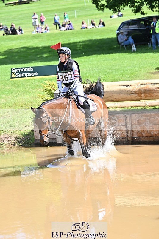 240525-114412-12827 - 360-JELSON-Lucy_Collecott