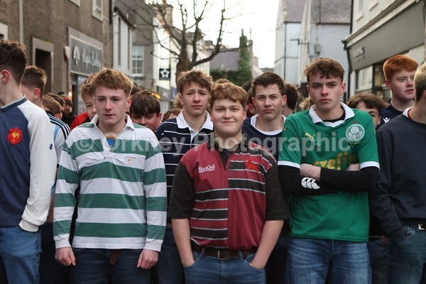 AA076306 - New Years Boys Ba'