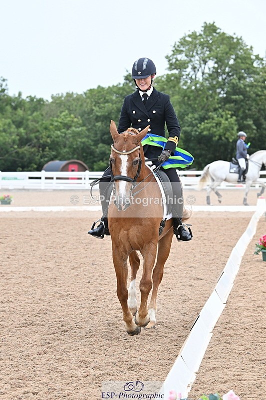 240815A-131712-01330 - Cls 2-P Adv Medium Silver