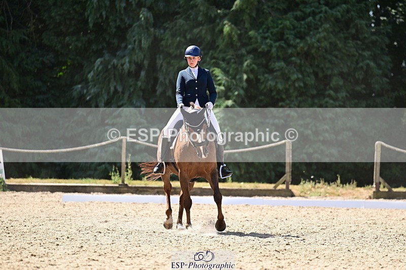 260731A-112449-00347 - Elementary Bronze 10.30 - Break