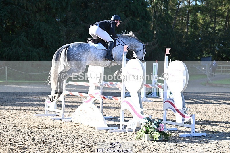 231022-103229-23376 - 252-A.LUCKY.STRIKE-Toby.Roach-SJ